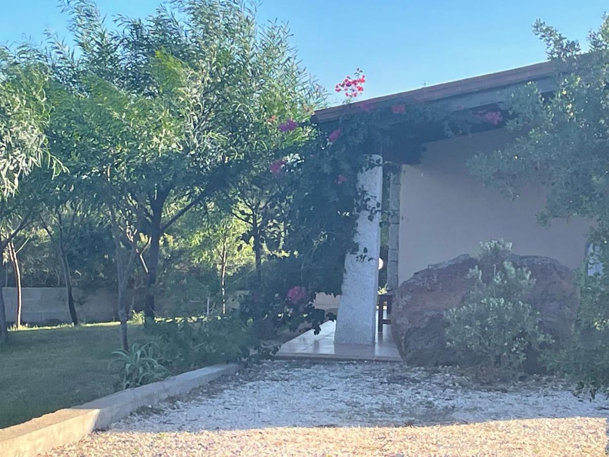 Domo Sara Villa Orosei Exterior photo